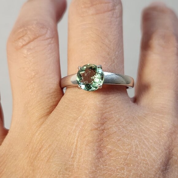 Trending 925 1.93cts NATURAL Green Fluorite Solitaire Ring Size 10 - Picture 10 of 12